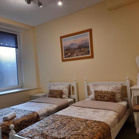 Cozy Central Apartment Inverness Esterno foto