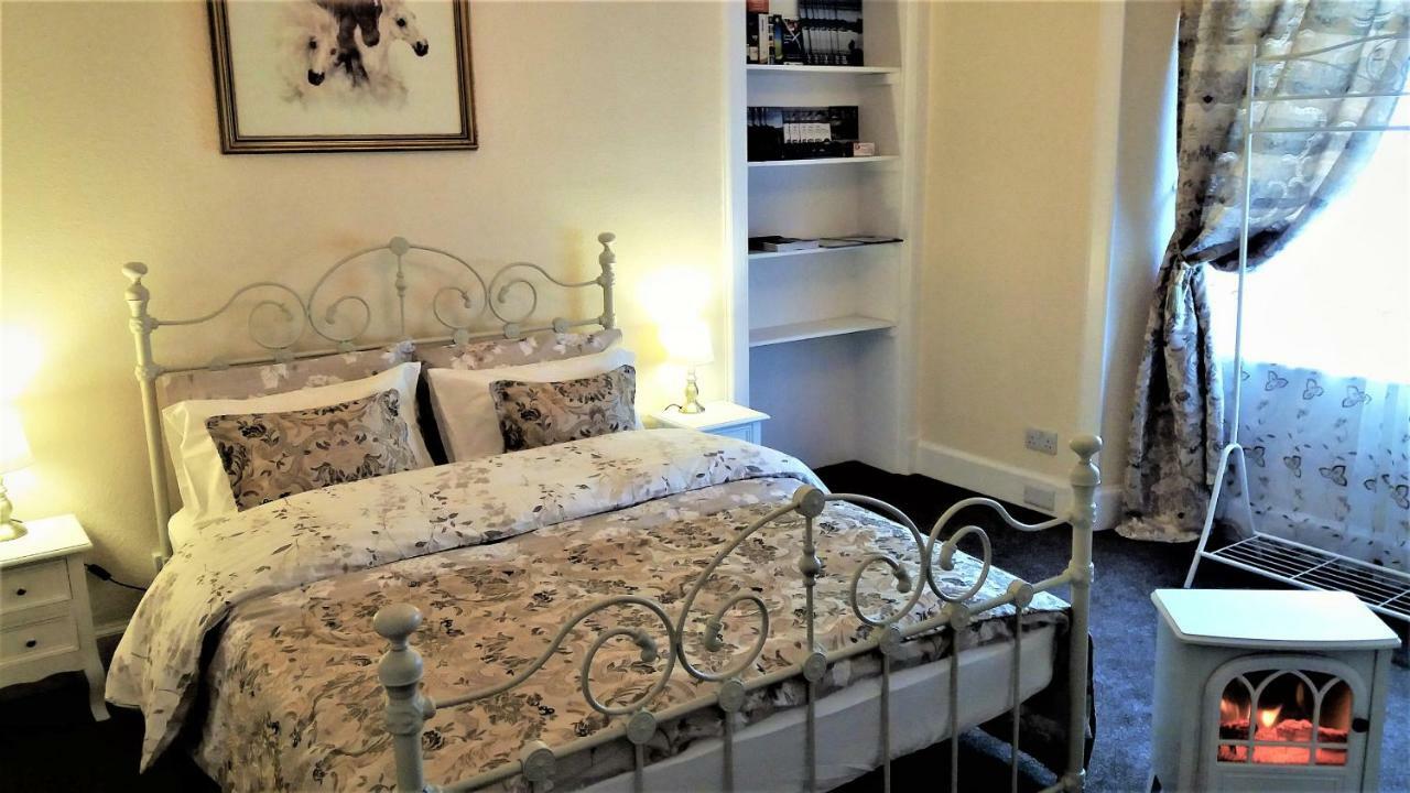 Cozy Central Apartment Inverness Esterno foto